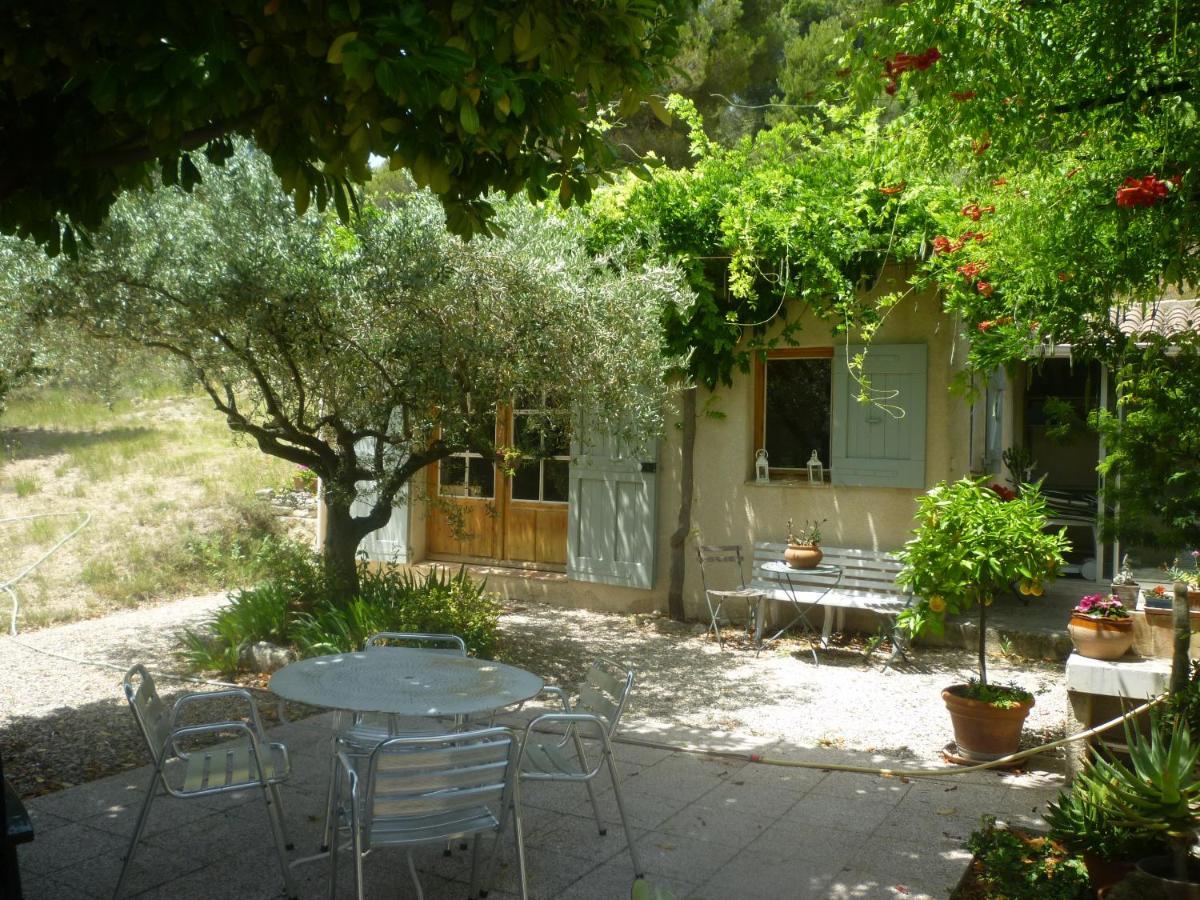 La Petite Maison Vaugines Exterior foto